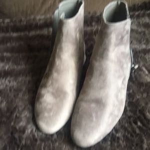 Zara flat boots